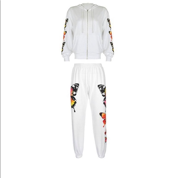 Butterfly Sweatsuit Sold Out - Picture 1 of 1